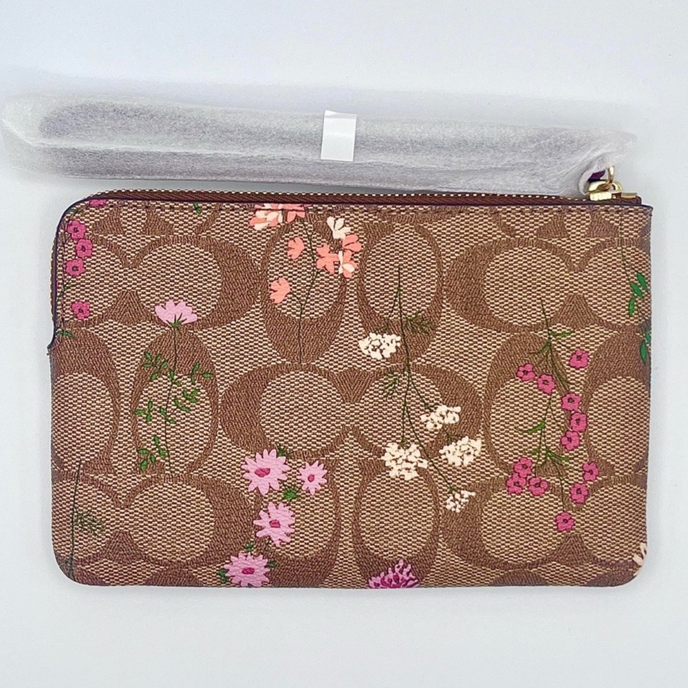 Coach Corner Zip Wristlet In Signature Canvas With Wildflower Print - Picture 4 of 5